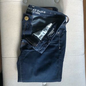 Size 6 Long AE Super Stretch Jegging